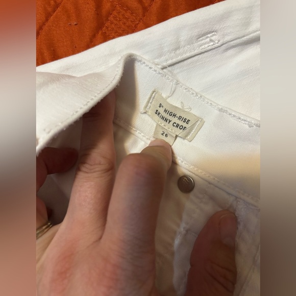 Madewell Women’s 9” High-Rise Distressed Skinny Crop Jeans with Raw Hem - Picture 9 of 9